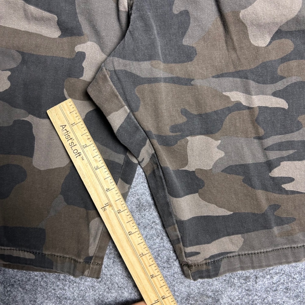 Iron Co Camo Cargo Shorts Mens Size 38 Skater Baggy Y2K 90s Vintage Style - Picture 3 of 8